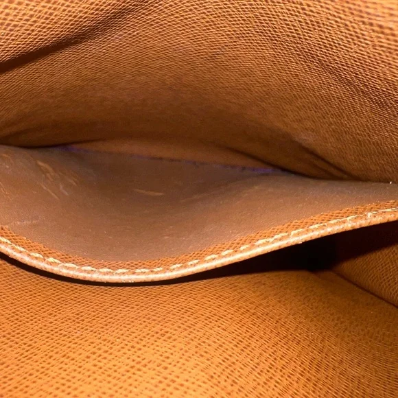 Vintage Louis Vuitton Monogram Danube PM Crossbody Bag - Picture 9 of 15